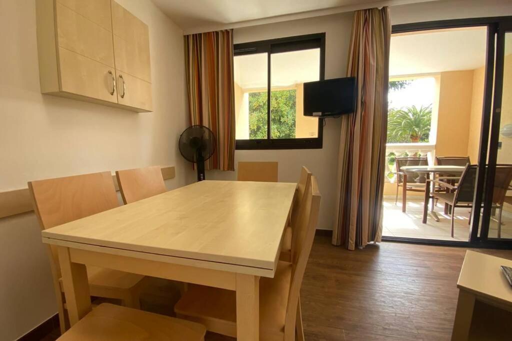 C036 Agreable Appartement Au Sein D'Une Belle Residence De Vacances カンヌ エクステリア 写真