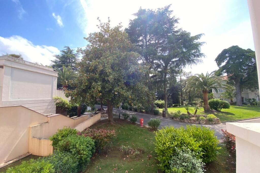 C036 Agreable Appartement Au Sein D'Une Belle Residence De Vacances カンヌ エクステリア 写真